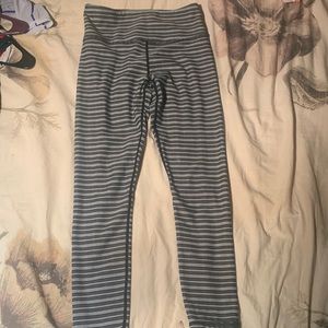 Zyia activewear leggings size 4